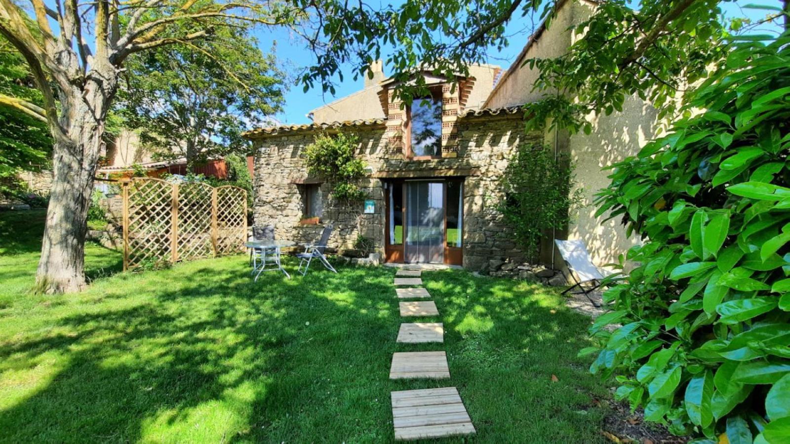 La Petite Maison Dans La Prairie Cassaignes Esterno foto